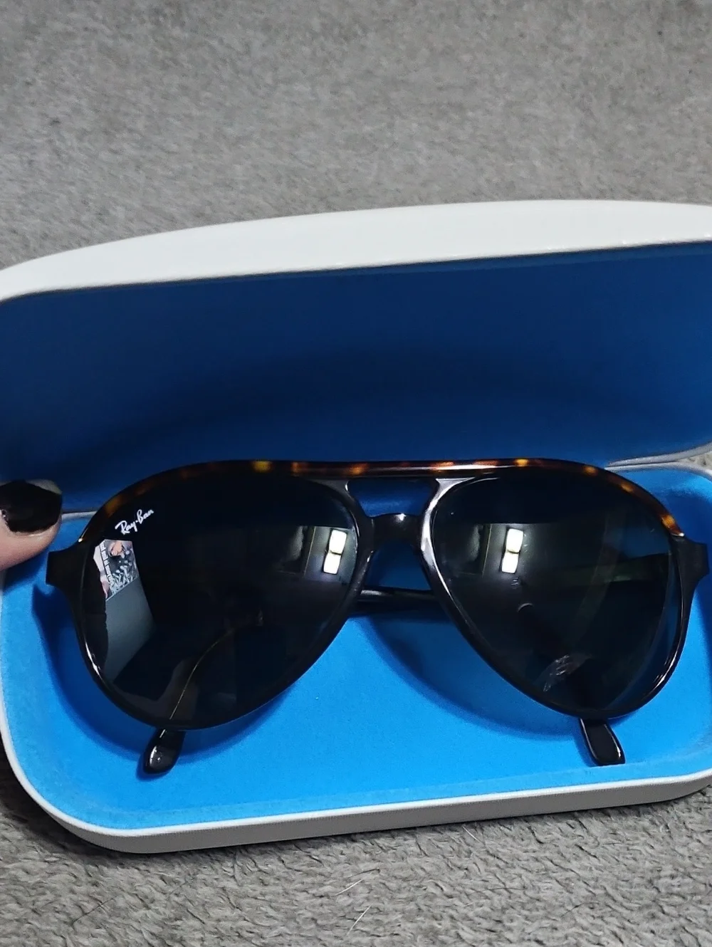 Ray-ban Mens Aviator Sunglasses PERFECT!!!